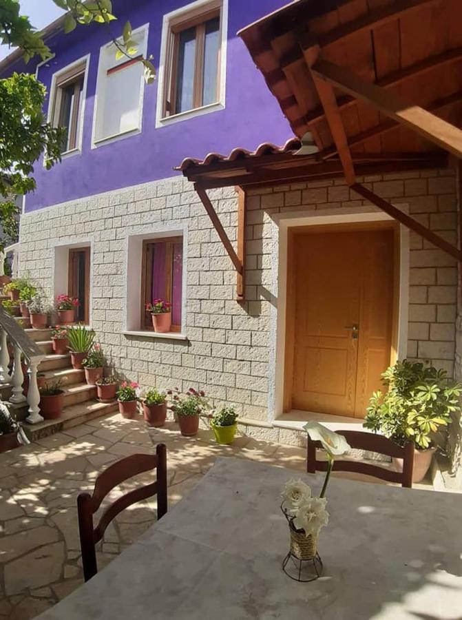 Guesthouse Hlias Gloria Berat Extérieur photo
