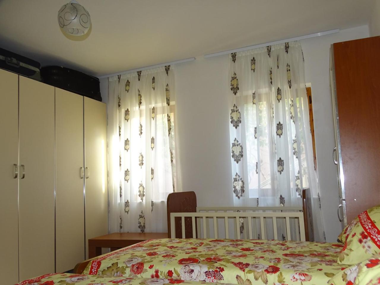 Guesthouse Hlias Gloria Berat Extérieur photo